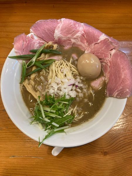 「特性濃厚煮干し豚骨」@煮干し豚骨らーめん専門店 六郷の写真