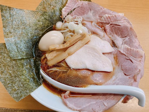 「特製中華そば」@麺処ろくめいの写真