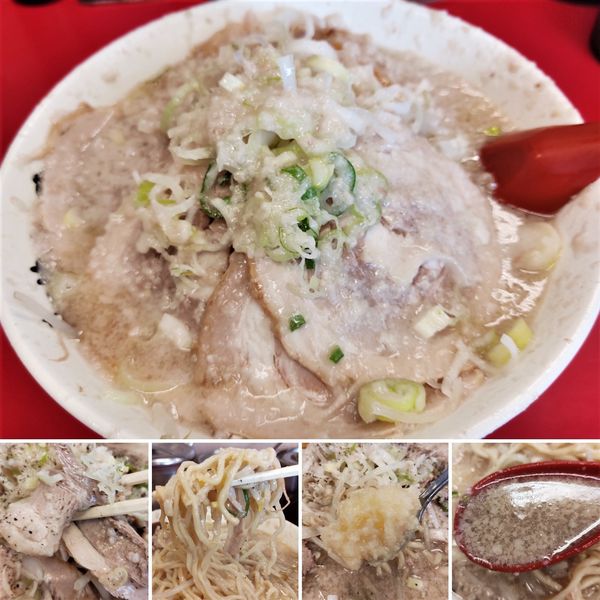 「チャーシューメン(ギタ)＋小ライス＝1210円」@らーめん弁慶 浅草本店の写真