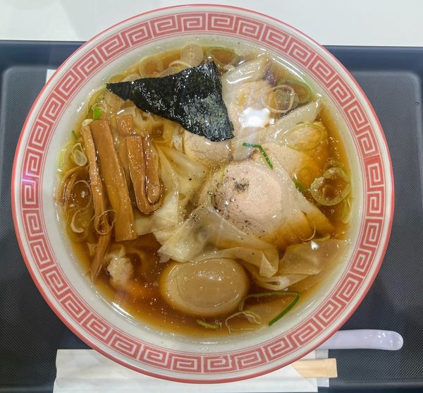 「特製中華そば」@荻窪中華そば 春木屋 ラゾーナ川崎店の写真