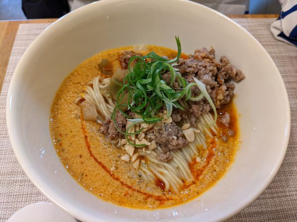 「四川担々麺」@らぁめん ご恩の写真