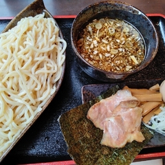 ボン・ルアの画像