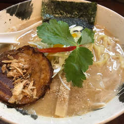 札幌白味噌とんこつ