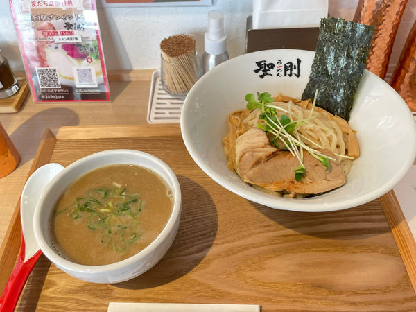 「にぼしつけそば 夢と希望(180g)」@らーめん聖剛 南船場店の写真