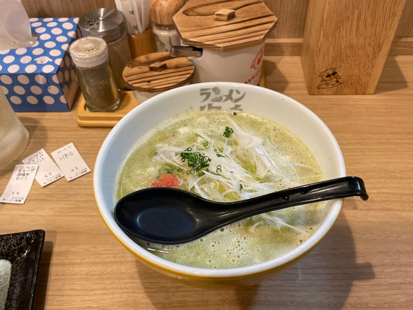 「ラーメンジェノバ 明太子入り」@ラーメン海鳴 博多デイトス店の写真