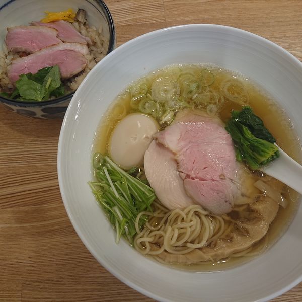 「味玉塩そば950円、鴨肉炊き込みご飯400円」@中華そば きなりの写真