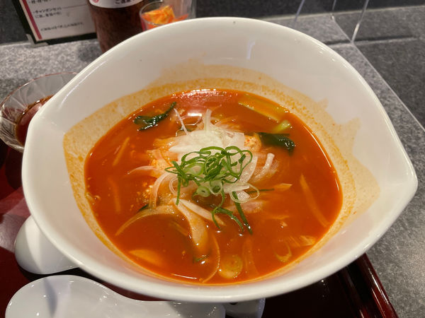 「トマトトメン」@中華料理 白牡丹の写真