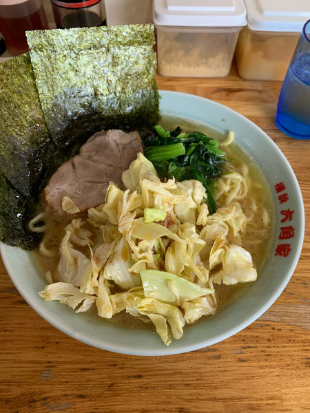 「ラーメン＋キャベチャー」@六角家 本店の写真