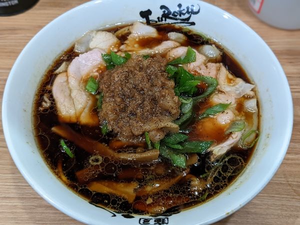 「背脂にんにく入中華そば」@麺屋 丈六の写真