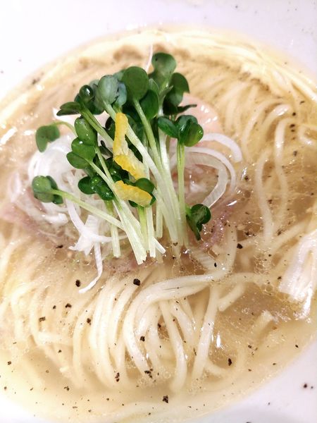 「鶏と鴨と蛤の柚子塩らぁ麺」@らぁ麺 なお人の写真
