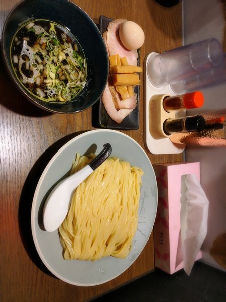 「特製昆布水つけ麺大盛」@RAMEN and TSUKEMEN Number.6の写真