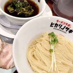 淡麗鶏醤油昆布水つけ麺