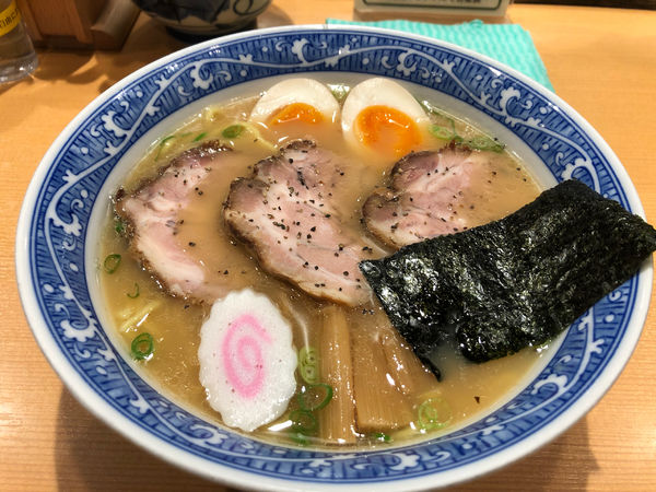 「特製中華そば」@中華そば 青葉 御徒町店の写真