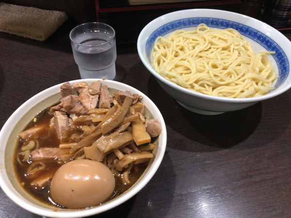 「つけ麺中　メンマチャーシュー」@中華そば べんてんの写真