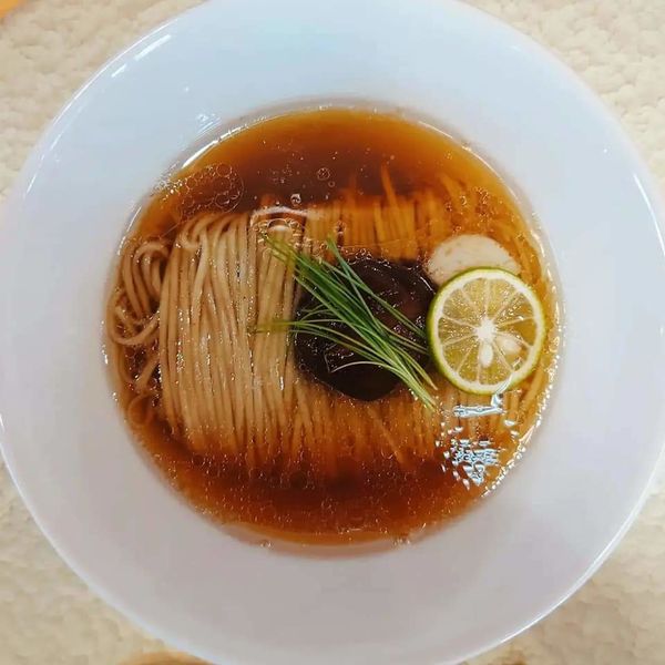 「帆立出汁のかけ蕎麦 800円」@中華蕎麦 鳴神食堂の写真