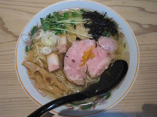 「あら炊き支那そば（白醤油）」@幸屋きよまる 総本店の写真