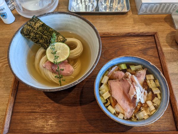 「昆布水つけ麺 チャーシューチョイ増 1000円」@YOKOKURA STOREHOUSEの写真