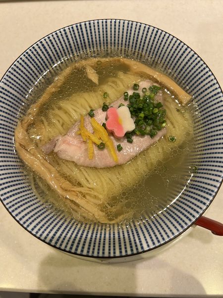 「鯛塩らぁ麺800円」@鯛塩そば 灯花 アトレ上野店の写真