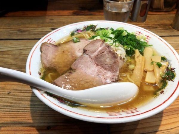 「鳥取牛骨」@ナベラボ 池袋〝牛骨ラーメン〟の写真