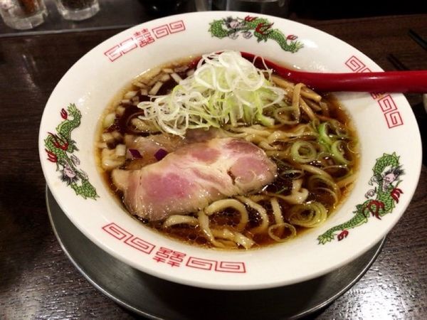 「手打ち中華そば」@立ち呑み居酒屋 金町製麺の写真