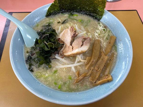 「正油ラーメン 660円 ※麺硬め・アブラ多め」@ラーメンショップ 東大室店の写真