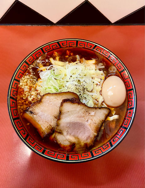 「チーズマーボー麺 + 特製 + 半ライス」@中華そば 華丸の写真