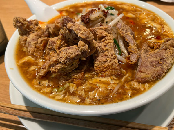 「排骨　酸辣湯麺」@揉合麺荘の写真