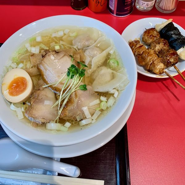 とりそば＋ワンタン、焼鳥3本