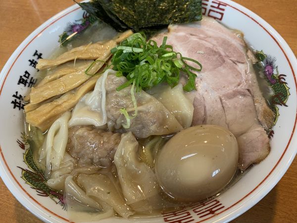 「特製塩ラーメン」@龍聖軒の写真