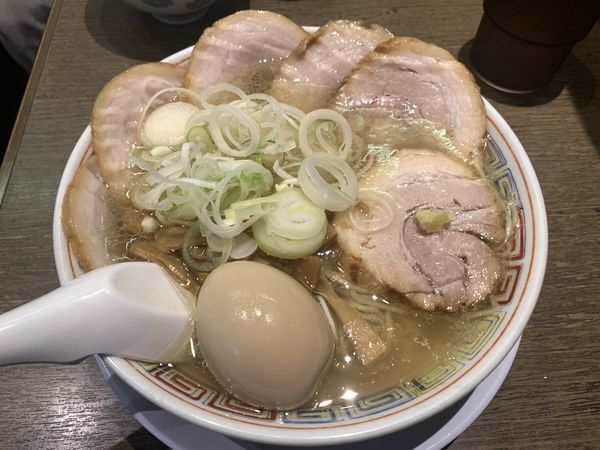 「塩中華＋肉＋味玉」@丸中華そばの写真