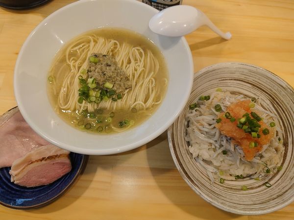 「牡蠣の塩ソバとシラス明太子ごはん」@煮干ソバと米 今日の1番の写真