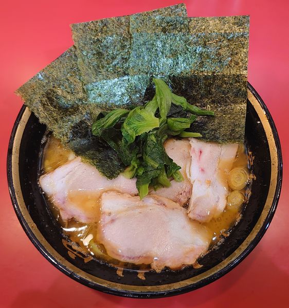 「チャーシューメン(880円)」@家系総本山 ラーメン吉村家の写真