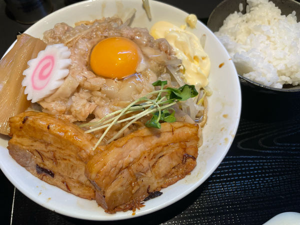 「【限定】乱舞式まぜソバ(1,400円)」@煮干乱舞の写真