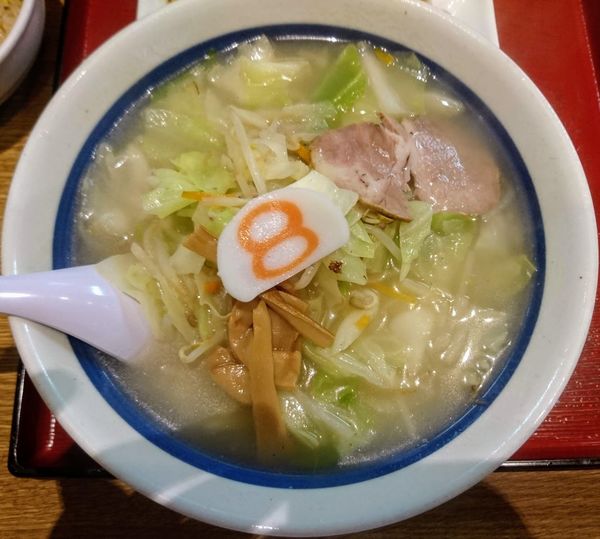 「野菜らーめん（しお）」@8番ラーメン 福井駅店の写真