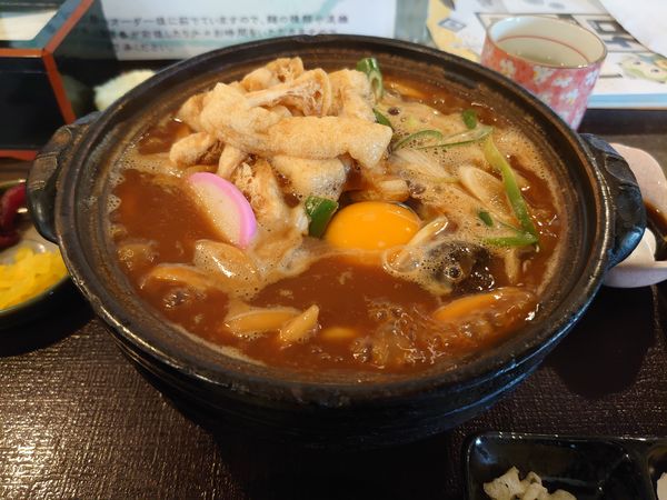 「煮込みうどん 味噌」@煮込みうどん たくの写真