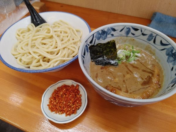 「辛つけめん950円」@自家製麺 福は内の写真