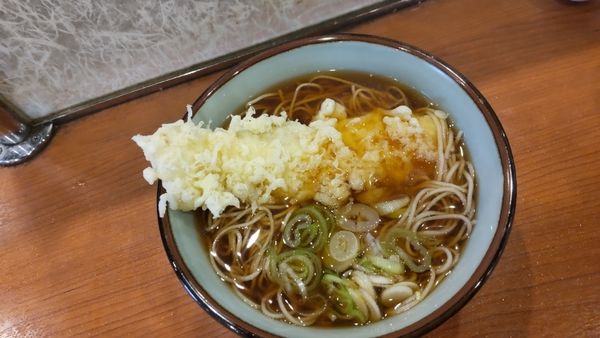 「イカ天そば」@文殊 成増店の写真