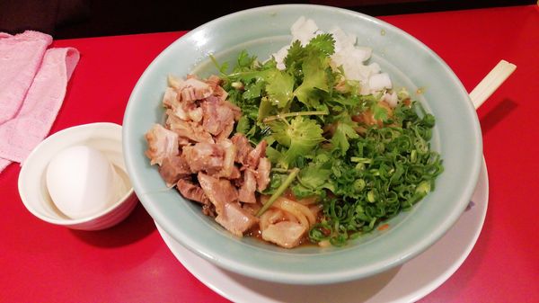 「油そば並　¥730パクチー増し　追い飯¥170」@ダントツラーメン 高松一番店の写真