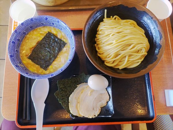 「特製つけめん  ﾒﾝﾏ抜き」@次念序 モラージュ菖蒲店の写真