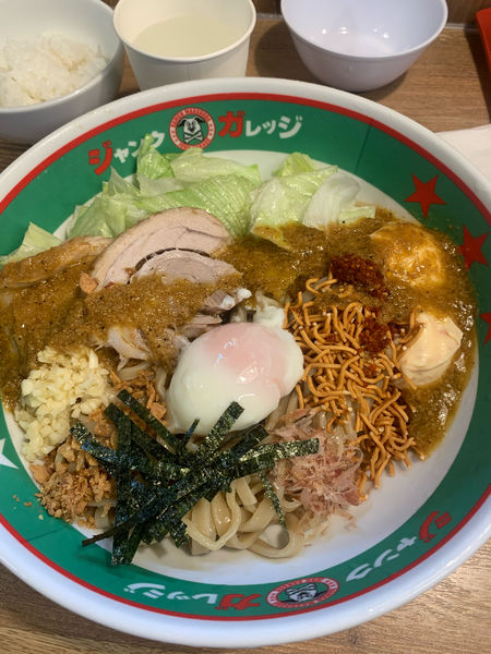 「冷やしまぜそば」@ジャンクガレッジ 東大宮店の写真