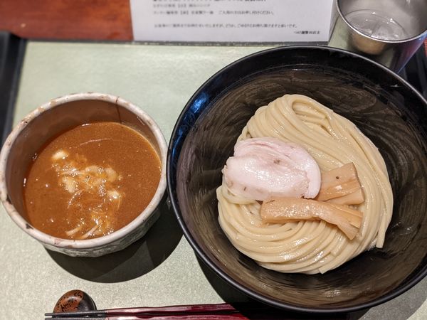 「限定裏至純と金」@つけ麺 繁田の写真