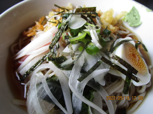 「冷やしたぬき蕎麦 750円」@信州の写真