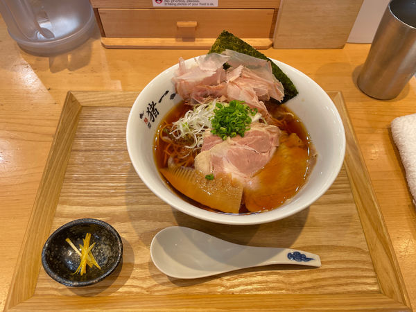 「出汁そば 黒」@麺屋猪一 本店の写真