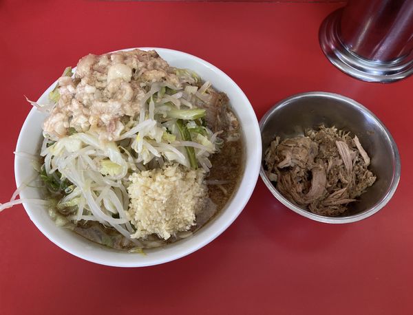 「小ラーメン＋豚ほぐし」@ラーメン二郎 茨城守谷店の写真