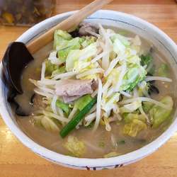 白味噌五目らーめん