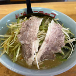 ネギラーメン　麺硬め