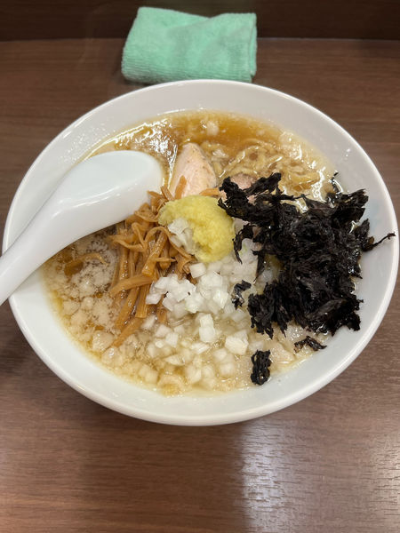 「背脂生姜醤油・並盛 950円」@煮干し中華そば 山形屋の写真