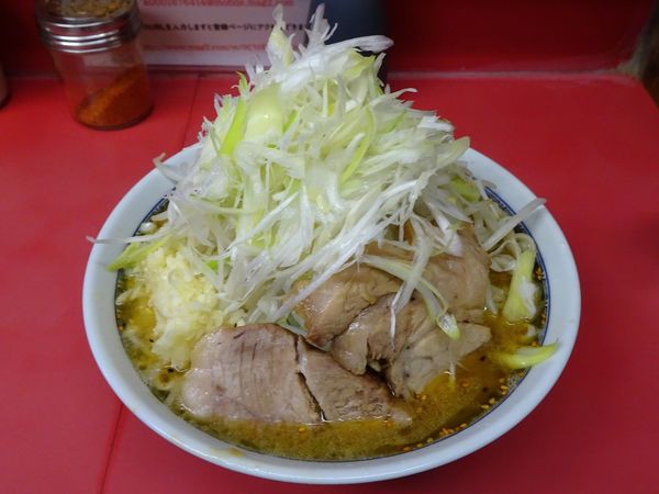 「小ラーメン（800円）＋つけ味変更＋ネギ　ヤサイニンニク」@ラーメン二郎 桜台駅前店の写真