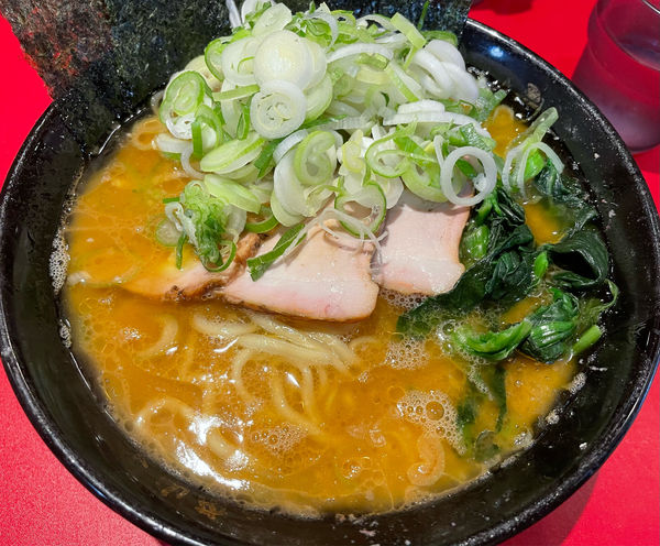 「チャーシュー麺　ネギトッピ」@厚木家の写真