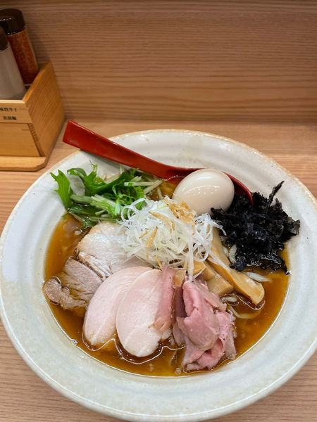 「特製焼きあご塩らー麺（大盛）」@焼きあご塩らー麺 たかはし 北千住店の写真